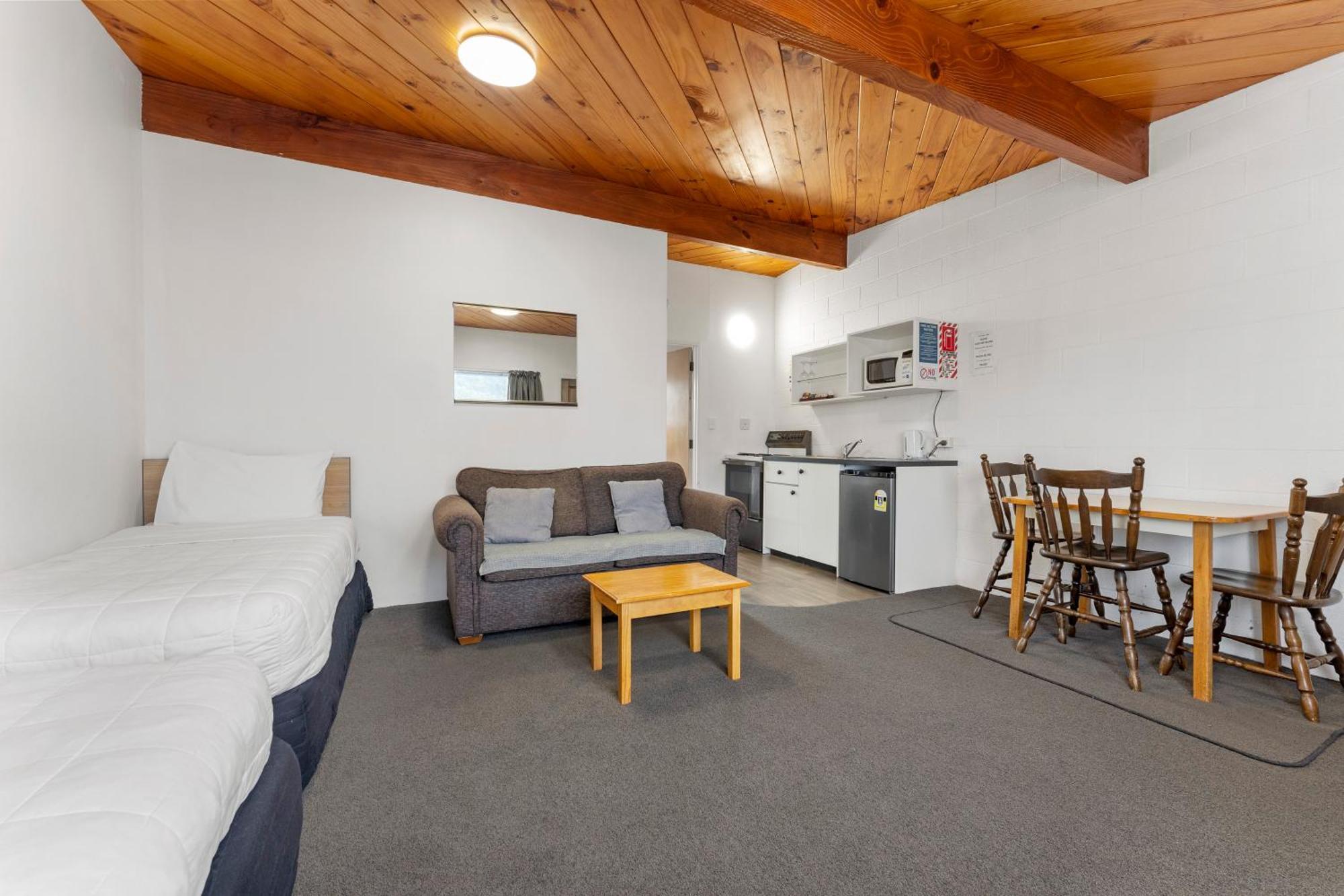 Coachman'S Lodge Motel Уонгануи Экстерьер фото