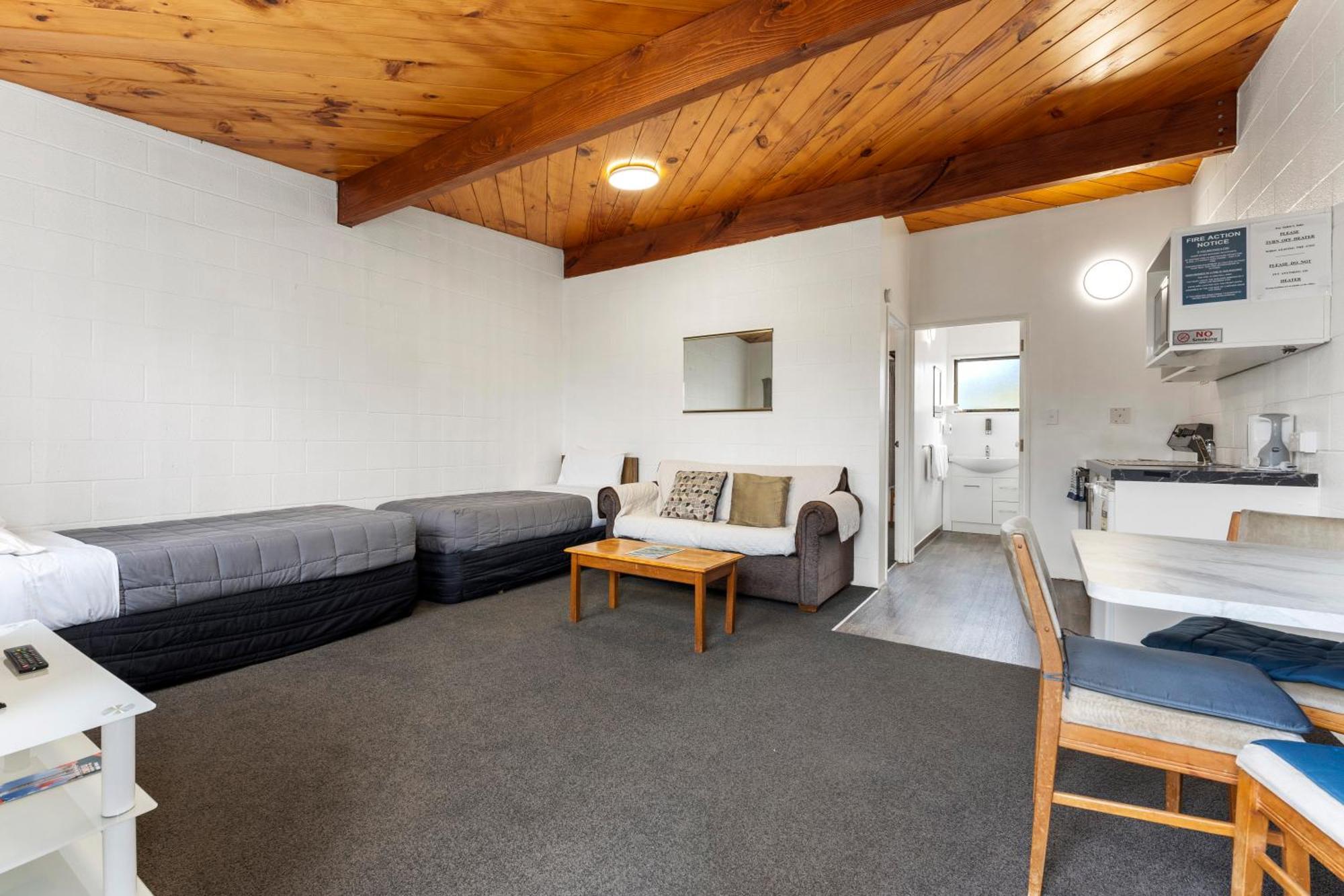 Coachman'S Lodge Motel Уонгануи Экстерьер фото